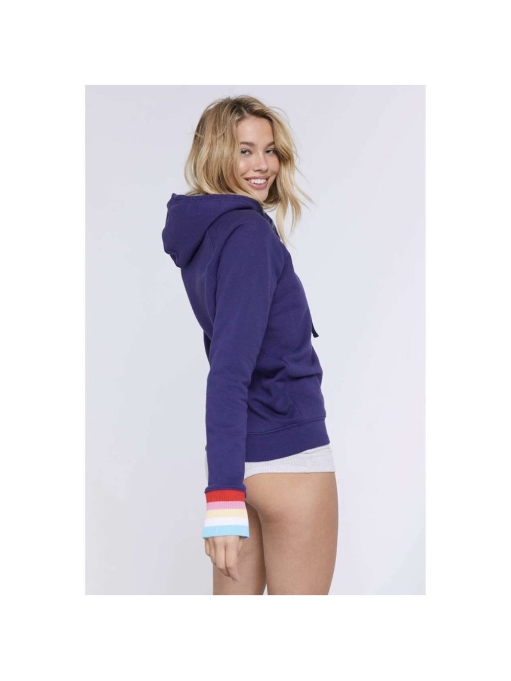 Spiritual Gangster Love is All We Need Soft Hoodie Size Large - Picture 4 of 7